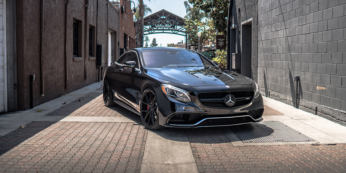 Mercedes-Benz S63 AMG with Verde Wheels V99 Axis